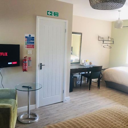 The Annexe II Apartman Mildenhall Kültér fotó