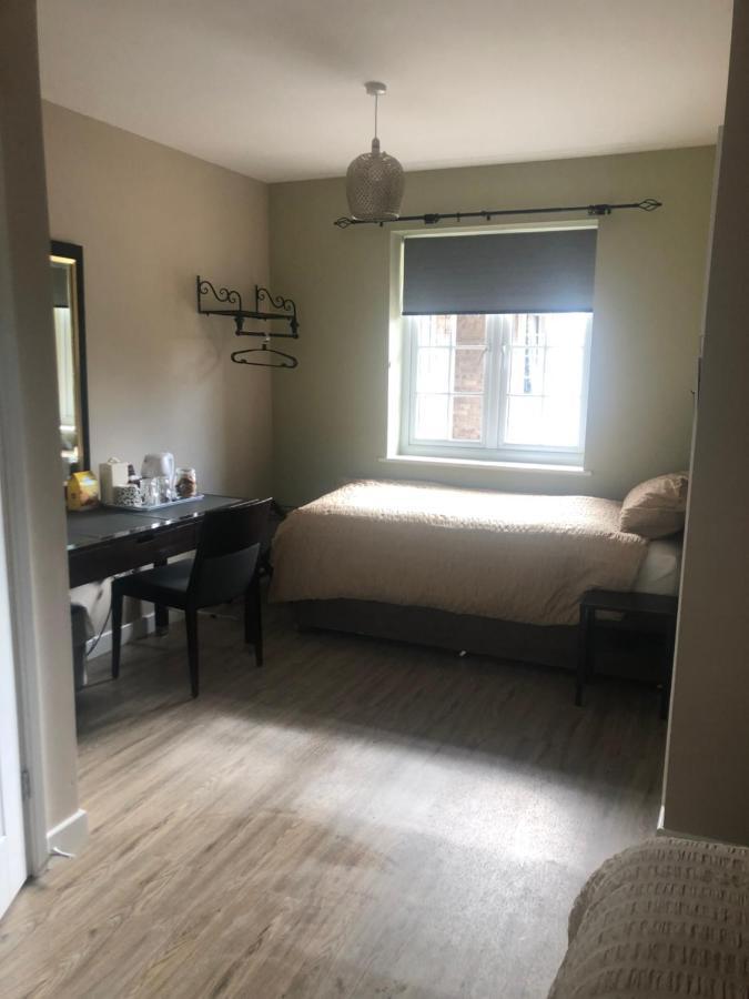 The Annexe II Apartman Mildenhall Kültér fotó