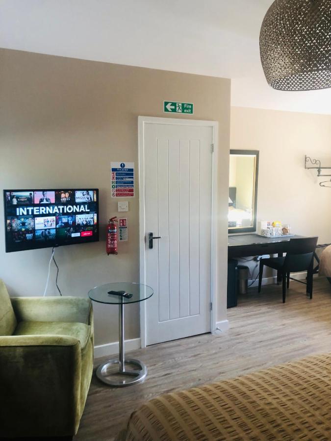 The Annexe II Apartman Mildenhall Kültér fotó